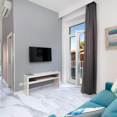 Piazza Tasso Max 1 Apartmán *