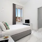 Apartment Piazza Tasso Max 1 *