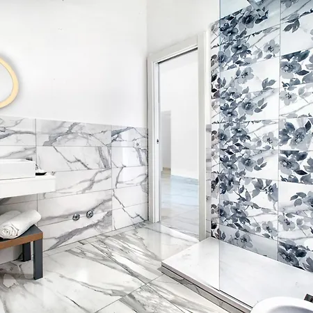 Piazza Tasso Max 1 *